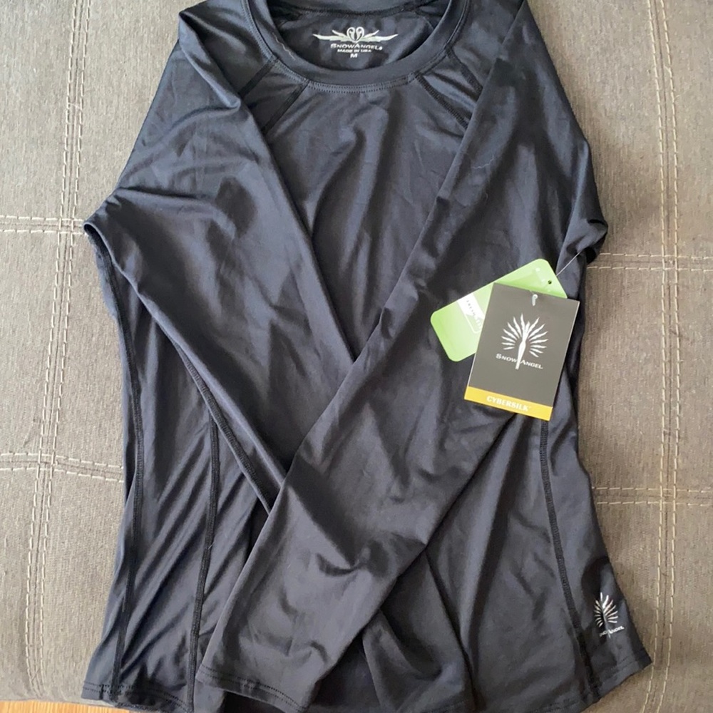 Snow angel cyber silk base layer top brand new with tags